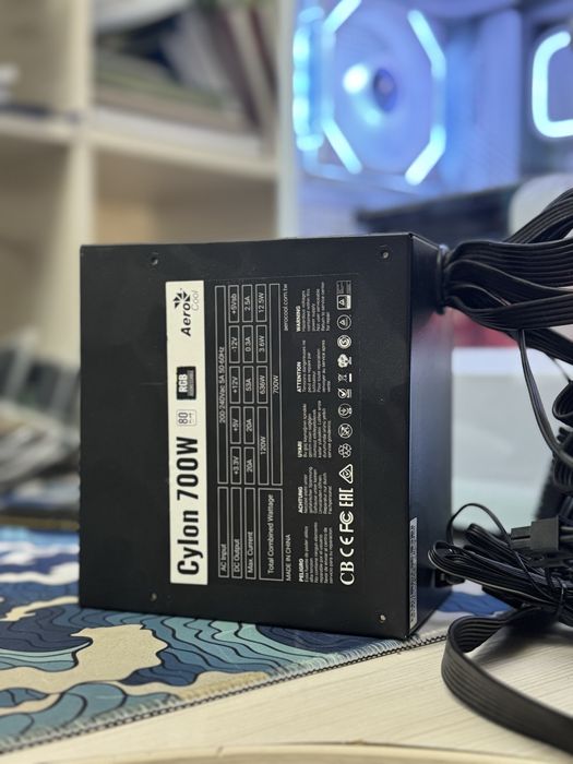 Блок питание AeroCool cylon 700W