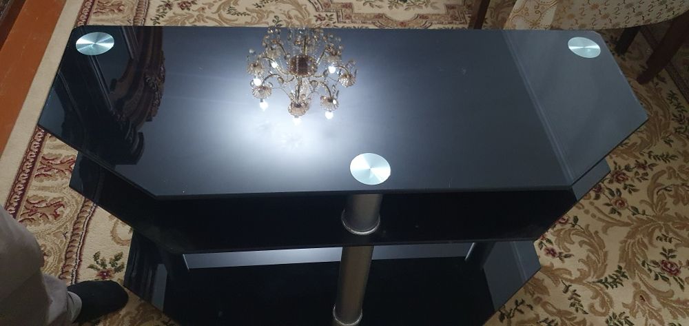 Подставка для телевизора и муз. центра