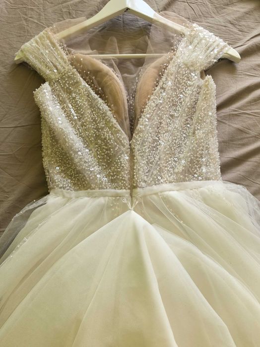 Бутикова булчинска рокля от италиански дизайнер!