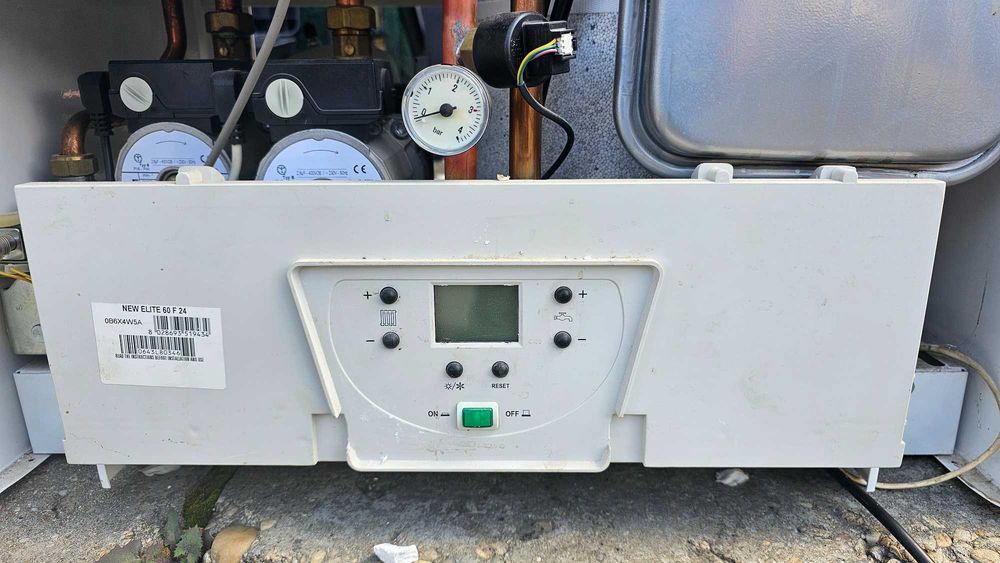 Vand centrala termica cu boiler inclus Ferroli New Elite 60F24 de 24Kw