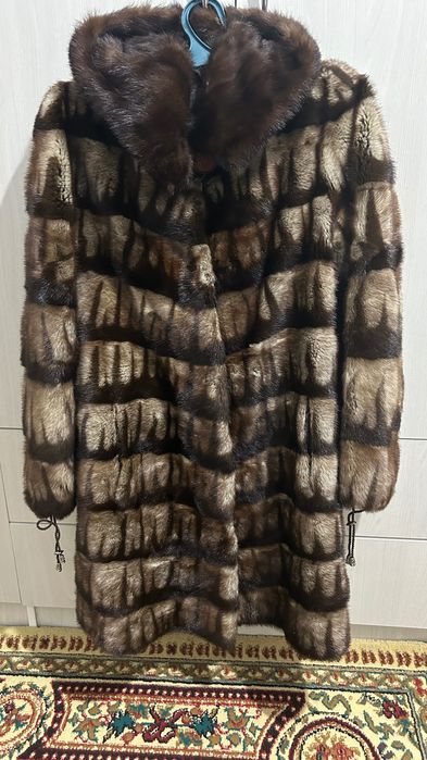 Продам норковую шубу