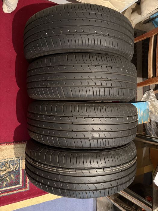 Комплект летние шины 195/55 16 Maxxis как новые