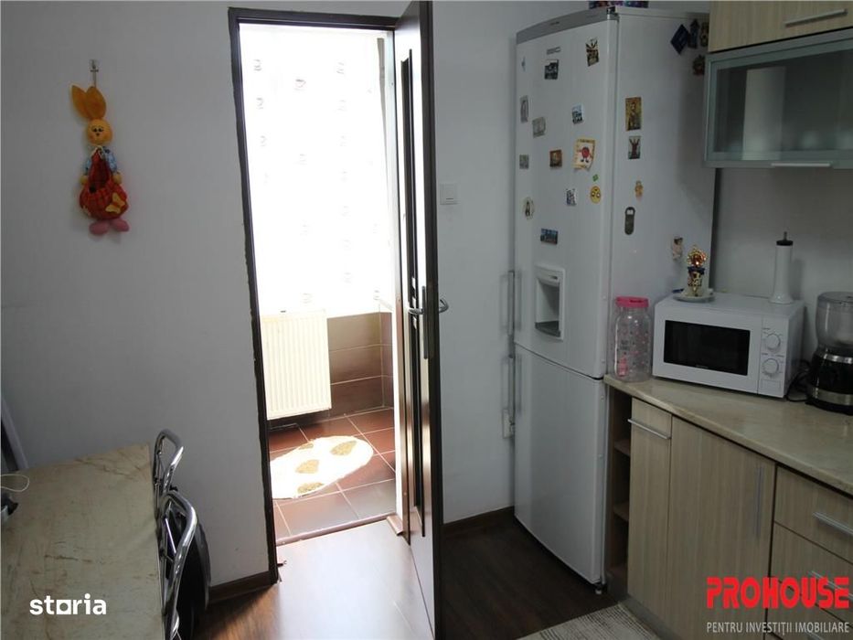 Zona Martir Closca - 2 camere decomandate