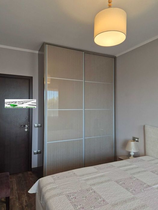 Продава се Тристаен апартамент в Пловдив, Кършияка - 102 кв.м за 1075 €/кв.м - Снимка #7
