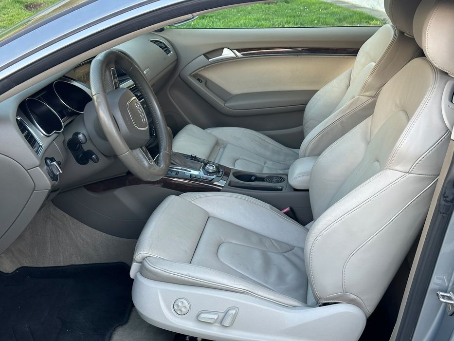 Audi A5 Coupe 2.0 TFSI Automat, Piele Crem, 180 CP