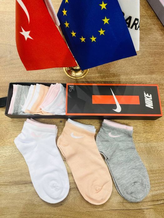 Мъжки и дамси маркови чорапи, 6 броя в комплект