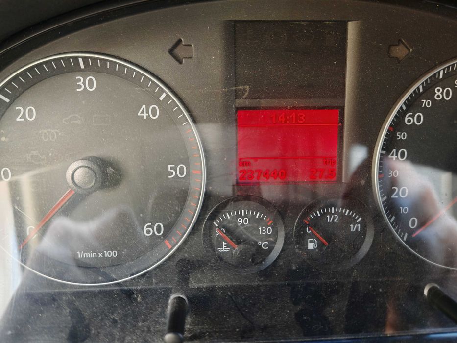 Volkswagen Touran 2.0 tdi