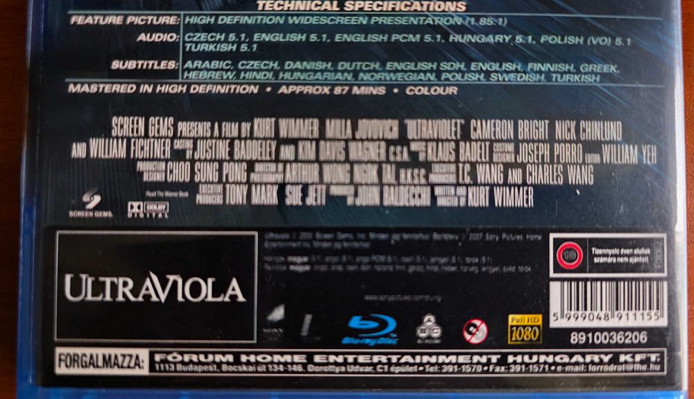 Vand bluray Ultraviolet , neutilizat, sf cu Mila Jovovici