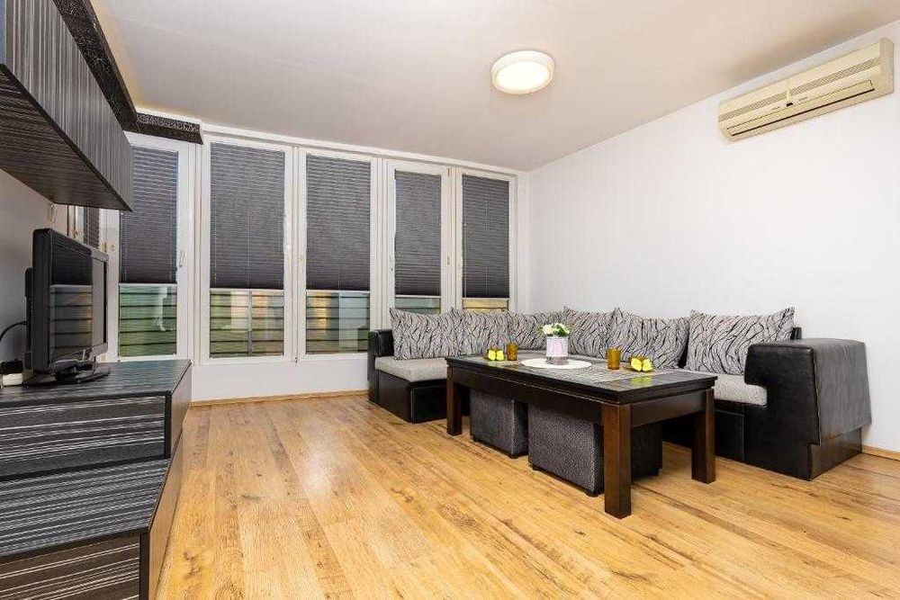 Дава се под наем Двустаен апартамент в Пловдив, Младежки Хълм - 65 кв.м за 510 € - Снимка #6