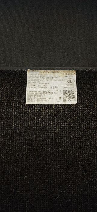 Presuri din  mocheta Audi A4