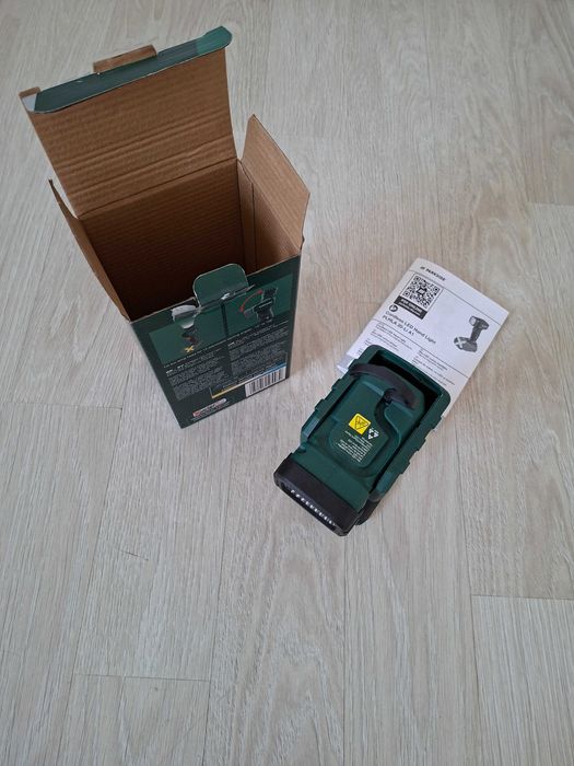 Lampa / Lanterna reincarcabila de mana cu LED pe acumulator / baterie 20 V Parkside PLHLA 20-Li A1