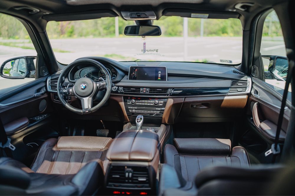 Autoturism BMW X5 M50D