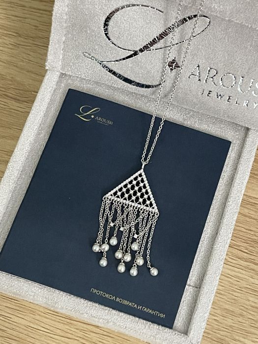 Laroush подвеска в идеальном состоянии, не носили