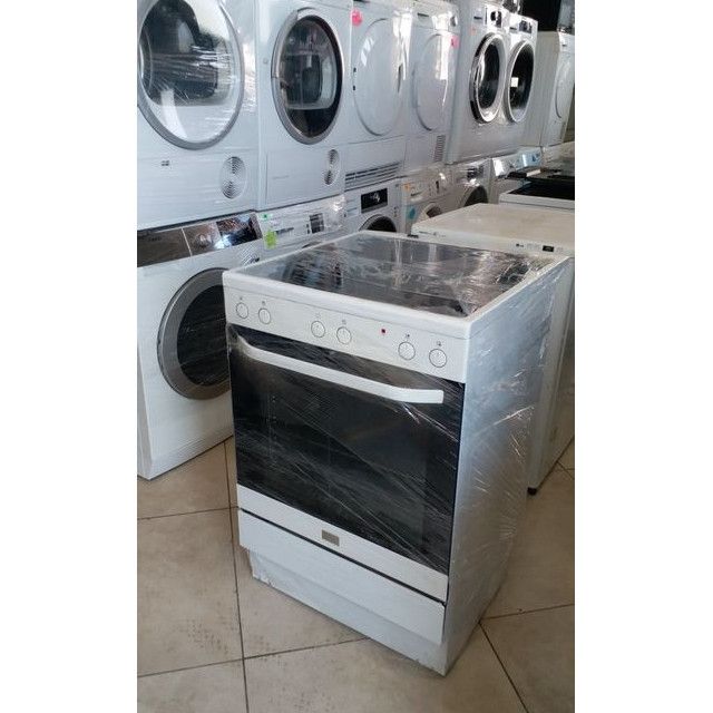 Готварска печка с керамичен плот Electrolux VOSS