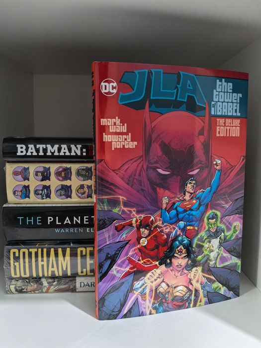 Комиксы Deluxe и Omnibus