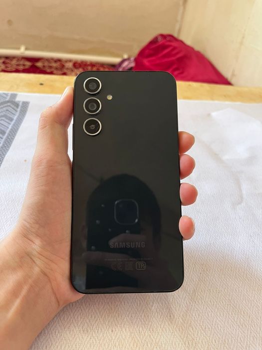 Продаётся Samsung Galaxy A54 5G
Состояние отличное, аккуратно использо