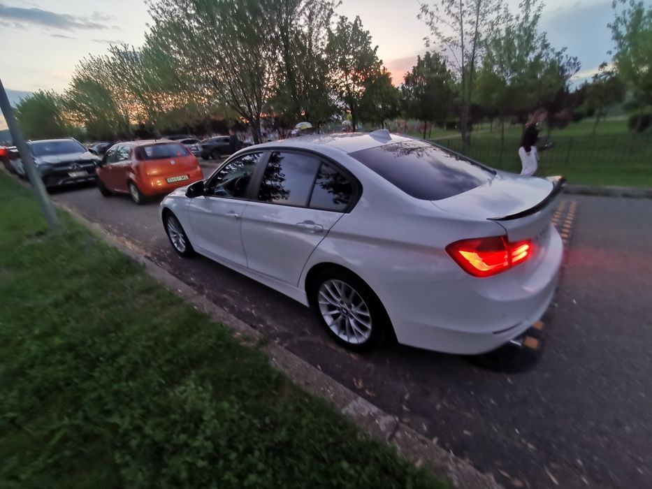 PRET FIX 6200 EURO !! BMW 320d F30 (184 CP) Euro 5 Distribuție schimbata