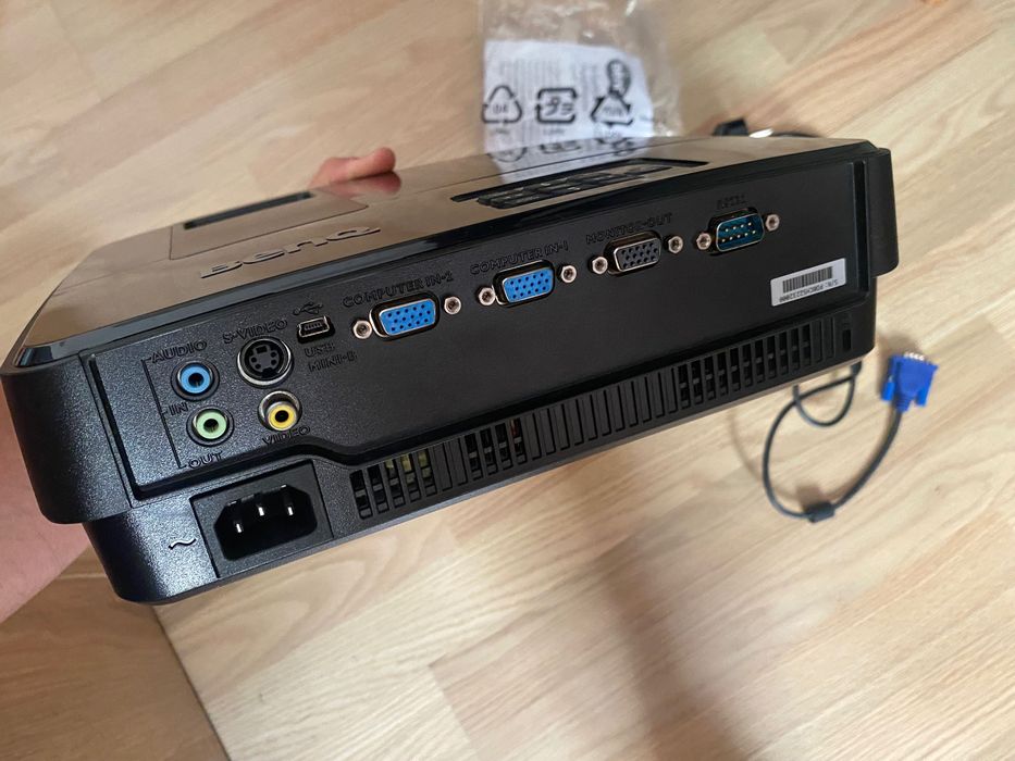 Videoproiector BenQ MS506 +  telecomanda