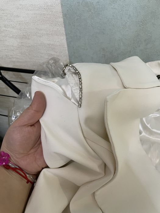 Платье белое размер 44-46