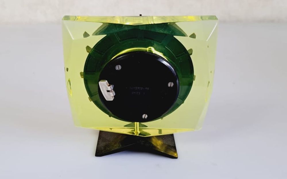 Часы " Весна" " Маяк"