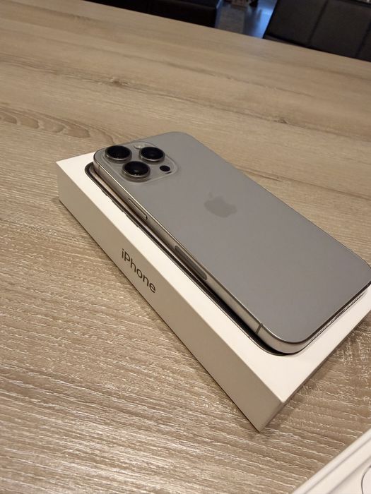 Vand Iphone 15 Pro Max Natural Titanium 256 GB