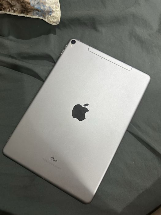 Ipad pro в идеальном состояние
