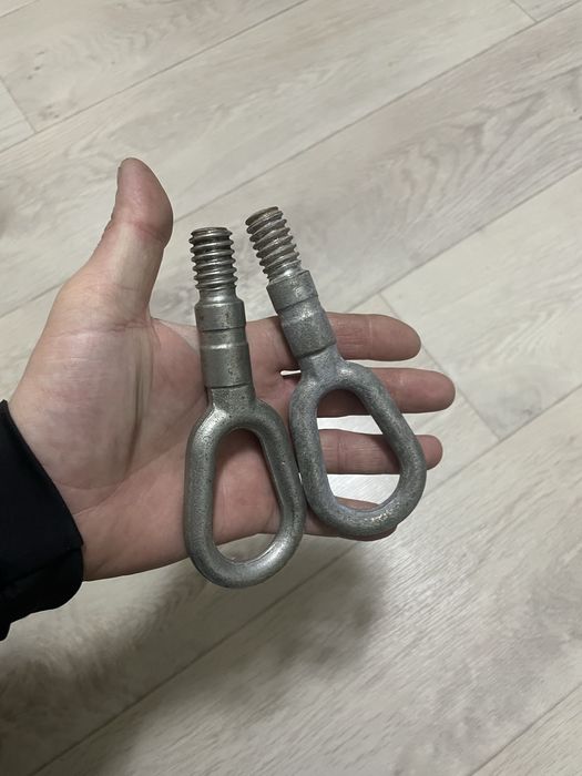 Буксировочный крюк бмв