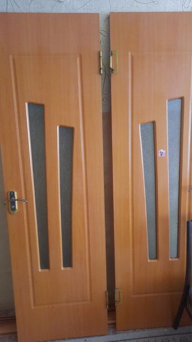 Продам межкомнатные двери