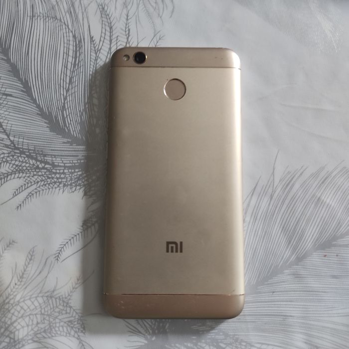 Телефон  redmi Xiaomi 4x