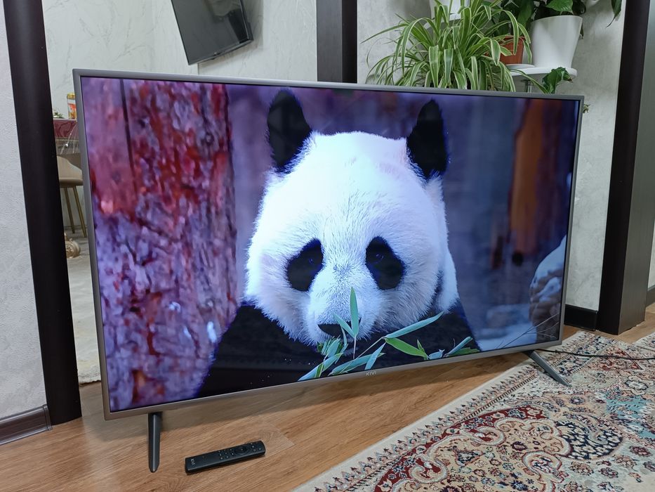 Телевизор KIVI 140 см Смарт ТВ.