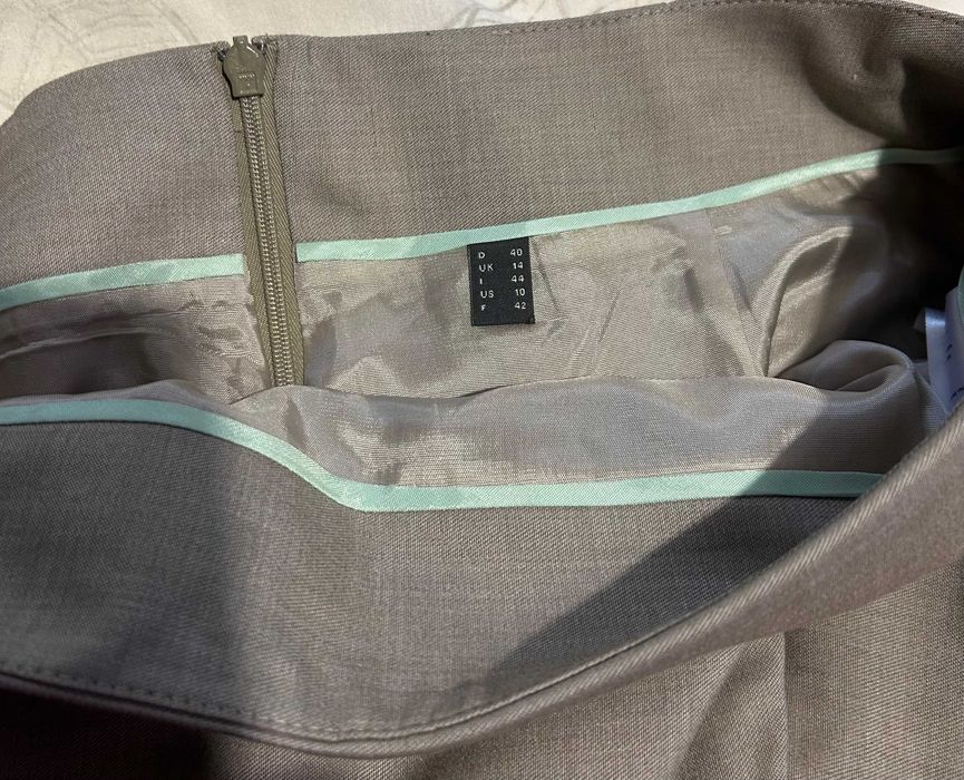 Костюм Esprit - сако и асиметрична пола