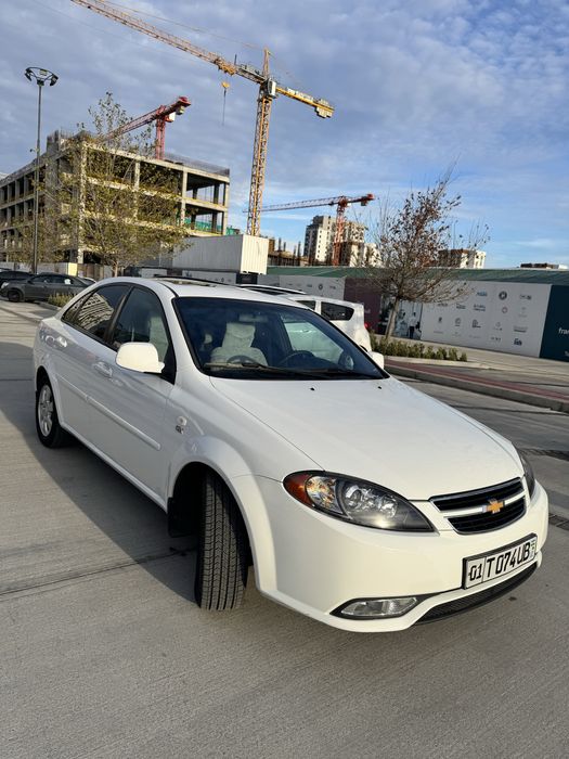 Продаётся Жентра 2019 года, автомат коробка!