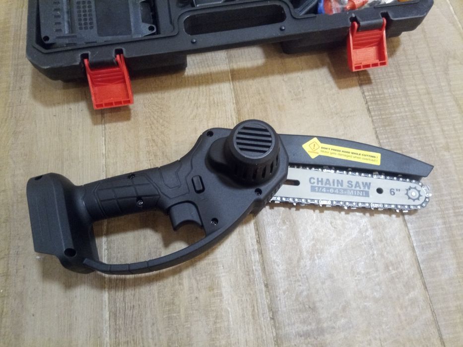 Електрически трион мини