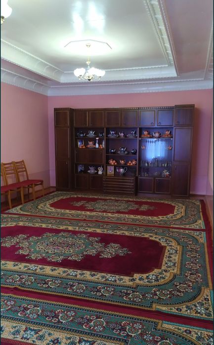 М-39 хамма шароитга эга 8-сотихли ховли сотилади.