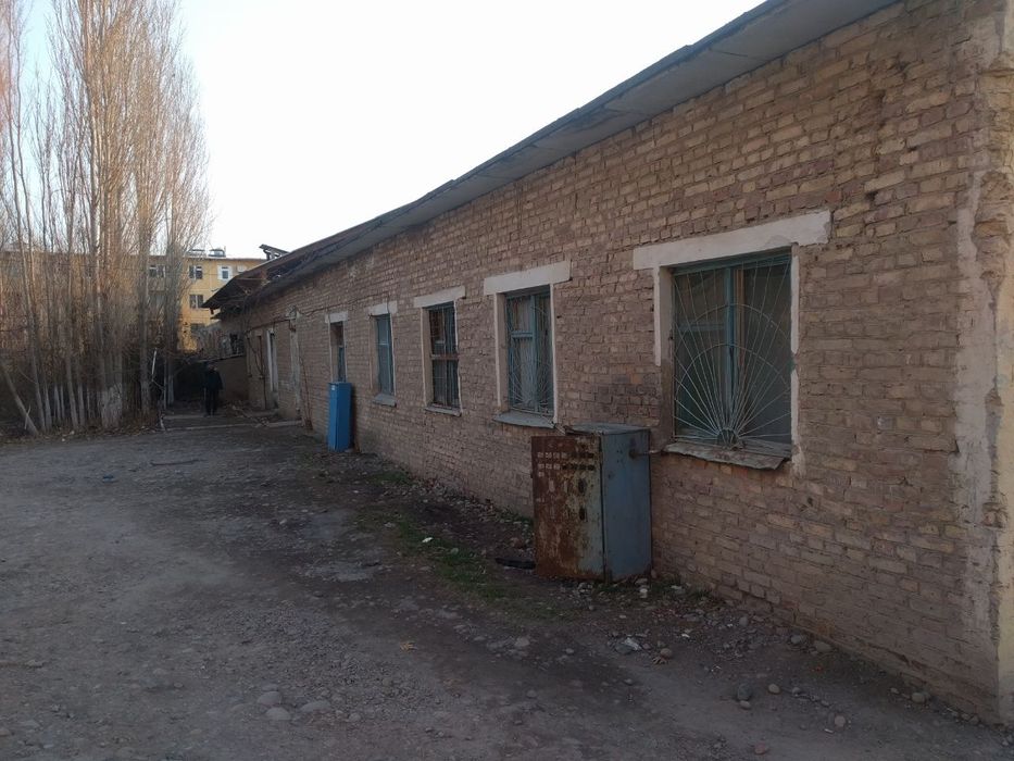 Нотурар бино ижарага берилади