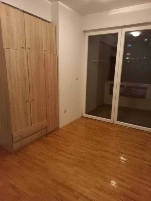 Дава се под наем Тристаен апартамент в Пловдив, Кючук Париж - 89 кв.м за 402.9 € - Снимка #3