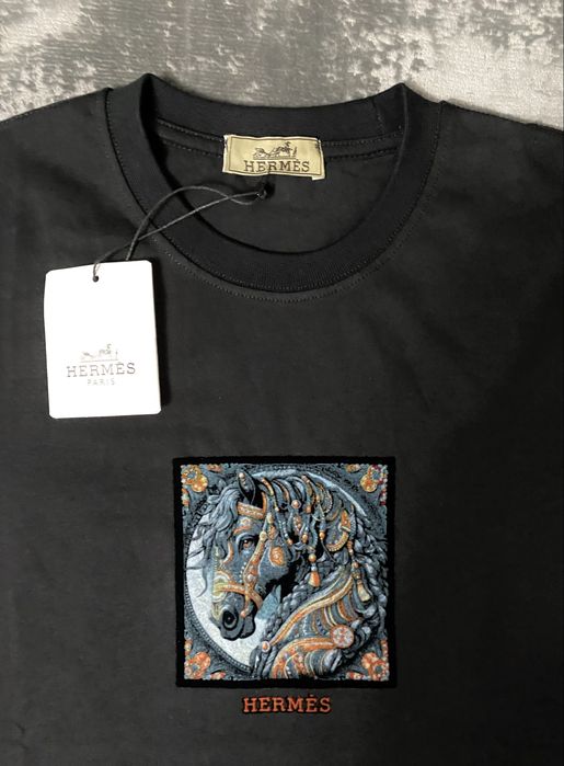 Vand tricou nou de barbati