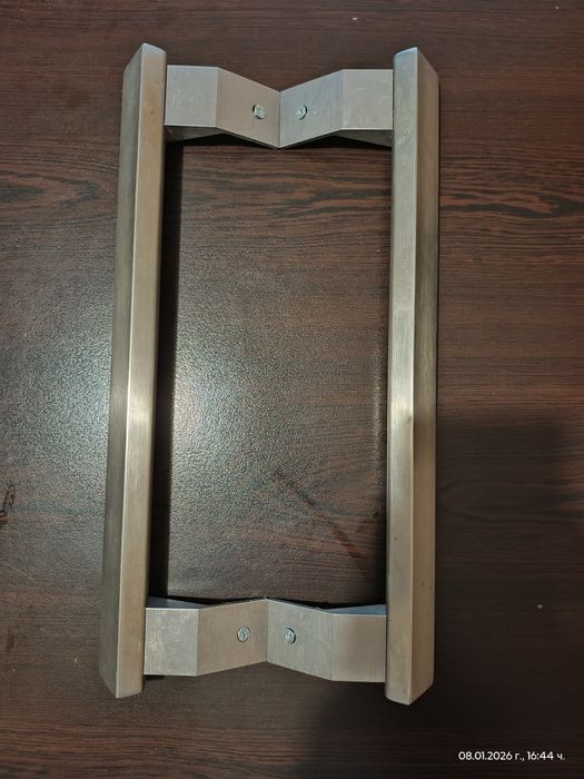 Метални дръжки за хладилник