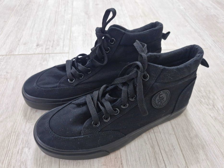 Продам кеды джинсовые размер 40-41