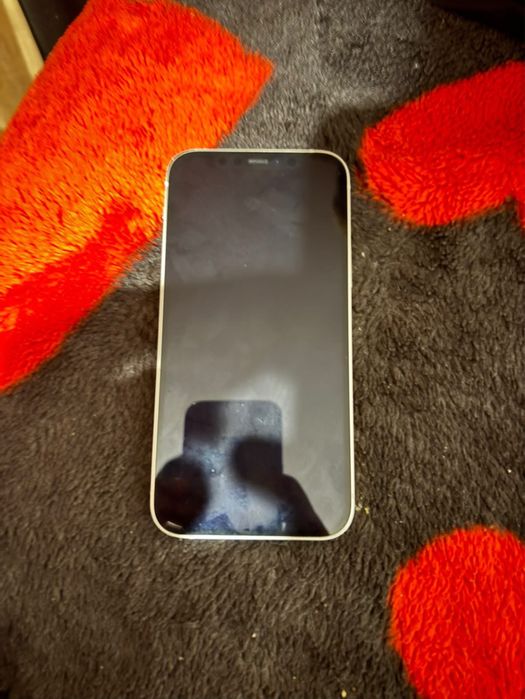 Iphone 12 impecabil