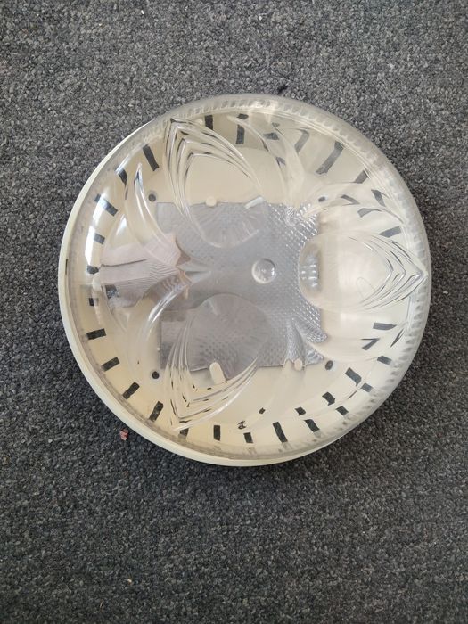 СветильникПотолочныйМожноНаСтенуДиаметр35см(светодиодный)и22смЛамповый