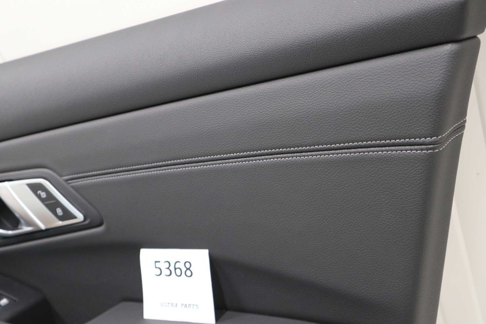 Предна дясна кора за врата Черна БМВ Г20 Г21 BMW G20 G21