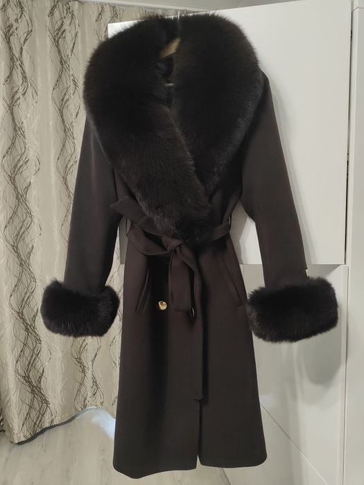 Palton din casmir cu blana de vulpe, S ciocolatiu