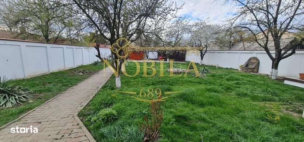 Vila de vanzare in Onesti