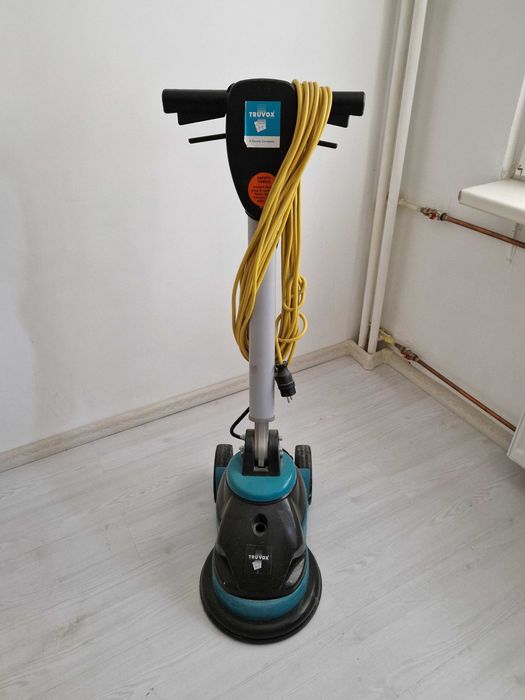 Masina universala monodisc Truvox Orbis Compact 22kg