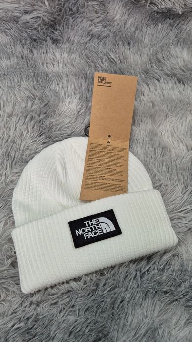 Caciula The North Face alba