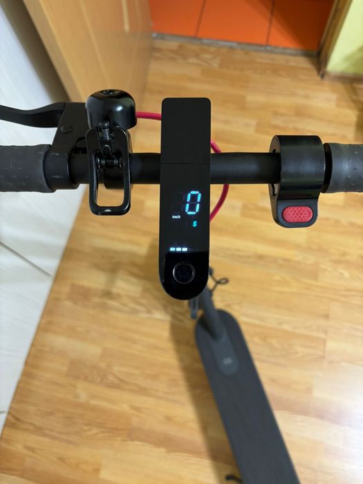 Trotineta electrica Xiaomi Mi Pro 2
