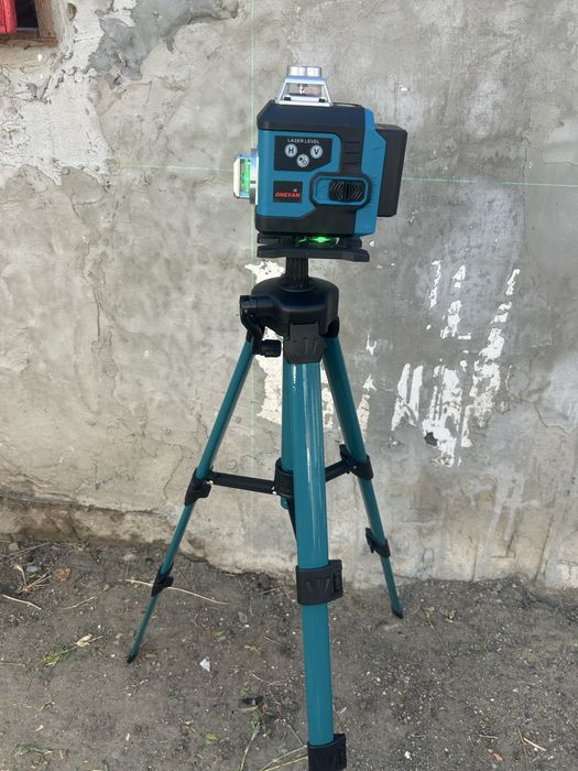 Vand nivela laser