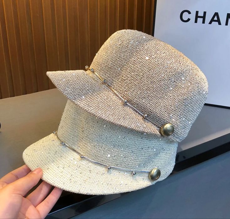 Новые головные уборы