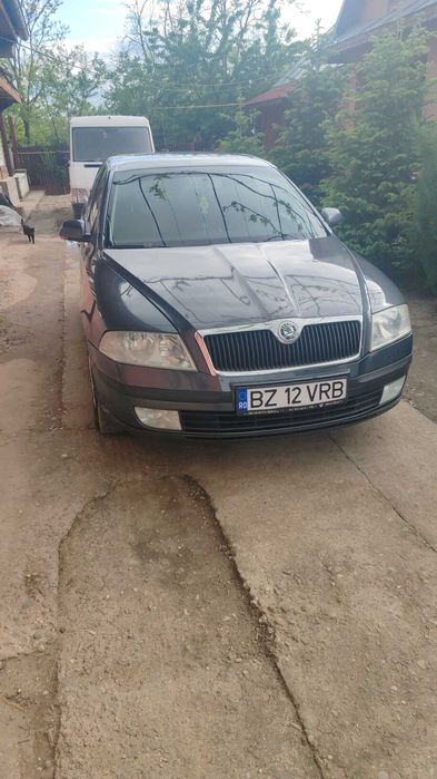 Vând auto Skoda Octavia 2